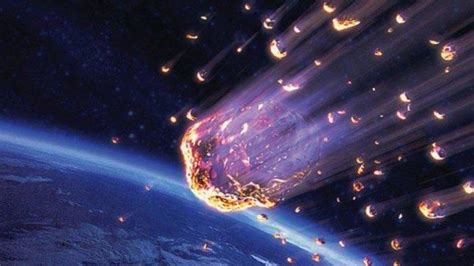 Arti mimpi meteor jatuh menurut islam  Mimpi ini sering dianggap sebagai indikasi